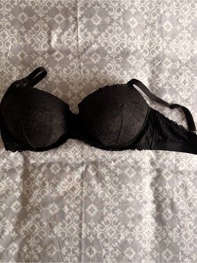Victoria Secret Pink Black Lace Bra with Underwire